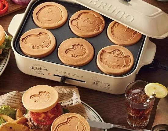 スヌーピーのパンケーキを作ろう! 「ブルーノ×ピーナッツコラボアイテム」