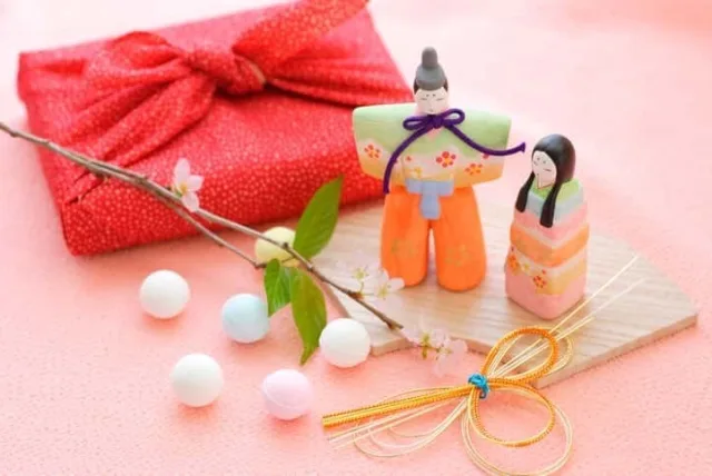 女の子の初節句お祝い！贈り物からお返しまで人気のおすすめアイテム4選