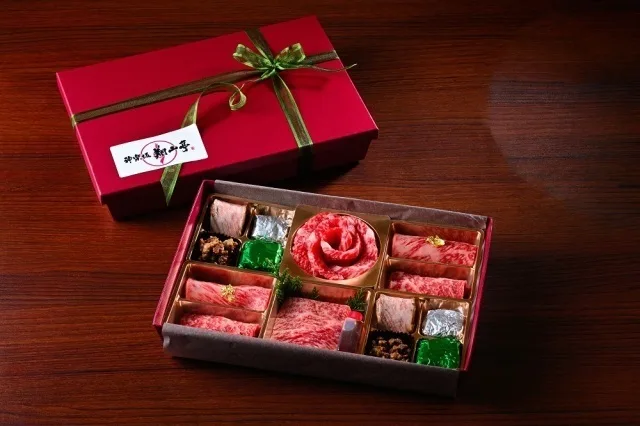 リッチな黒毛和牛のホワイトデーギフト 神楽坂 翔山亭｢肉チョコギフト｣