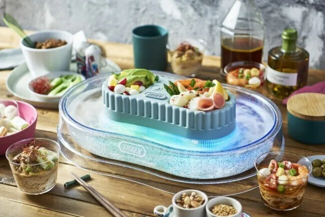 キャンプにおすすめ！ キラキラ光る流しそうめん器 Toffy／トフィー｢Toffy きらきら流しそうめん器｣