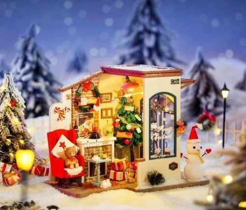 クリスマスに楽しむミニチュア作り!つくるんです® ミニチュアハウスキット「クリスマスハウス」