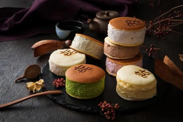 たっぷりの生クリームでも食べやすい