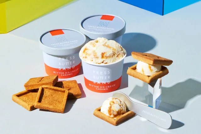 夏の新感覚バターサンド! キャラメル味のバターアイスサンド PRESS BUTTER SAND/プレスバターサンド バターアイスクリーム〈キャラメル〉・クッキーセット
