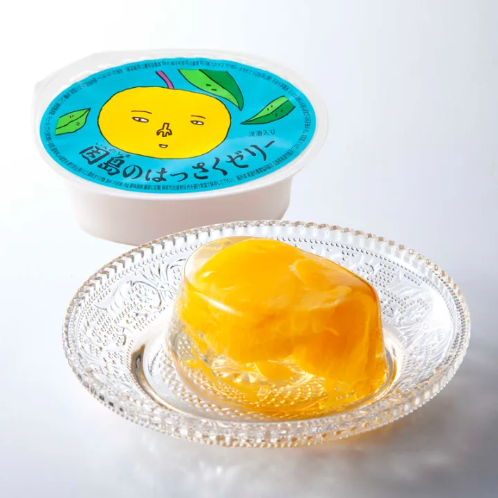 フレッシュなはっさくの香りと果汁をひとりじめ