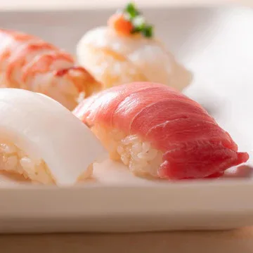 これは初めての味！ 瞬間冷凍された極上にぎり鮨 麻布 鮨心「旬瞬凍 シンニギリ」