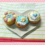 子供用|簡単バレンタインチョコ⑧粘土みたいに作れるカップケーキ