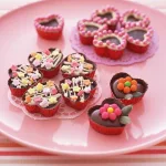 友達用|簡単バレンタインチョコ⑩SNS映えするカラフルカップチョコ