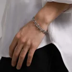 デイリーに活躍「チェーンブレスレット」