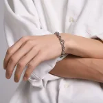 デイリーに活躍「チェーンブレスレット」