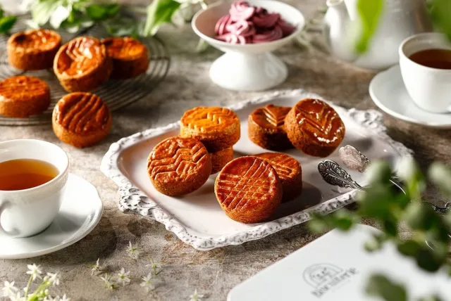 超絶美味しいガレットを食べてみませんか? Biscuiterie honoca/ビスキュイテリエ ホノカ「絶品ガレット・ブルトンヌ アソート クッキー缶」