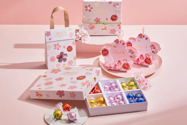桜の香りのリンツ・スプリングギフト Lindt/リンツ SAKURA GIFT COLLECTION