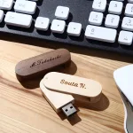 USBメモリ32GB ピュールウッド rotate