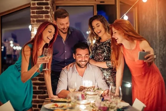 男友達への誕生日プレゼント！社会人のメンズに喜んでもらえるおしゃれアイテム10選