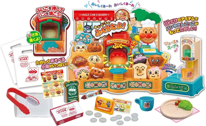 レジスターにカフェマシン リアルな小物がいっぱい