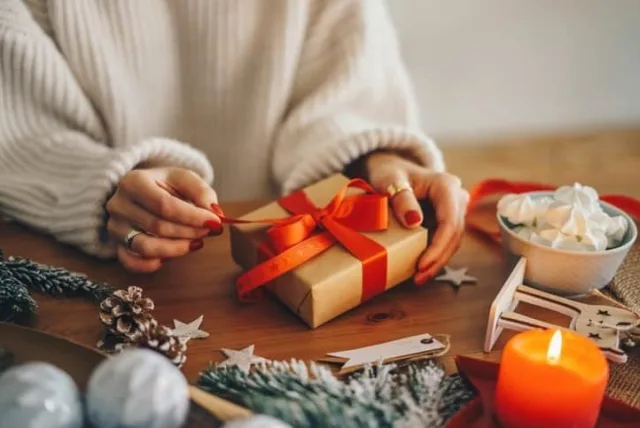 40代の女性が喜ぶクリスマスプレゼント!ジャンル別おすすめアイテム13選