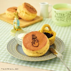 ピーターラビット™ガーデンカフェ ピーターラビット™ガーデンカフェ特製スコーン