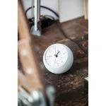 earth clock less