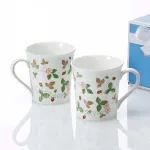 ワイルドストロベリー カジュアル マグ ピンク & グリーン