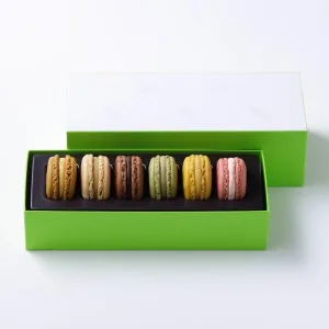 PIERRE HERMÉ PARIS／ピエール・エルメ・パリ マカロン６個詰合わせ