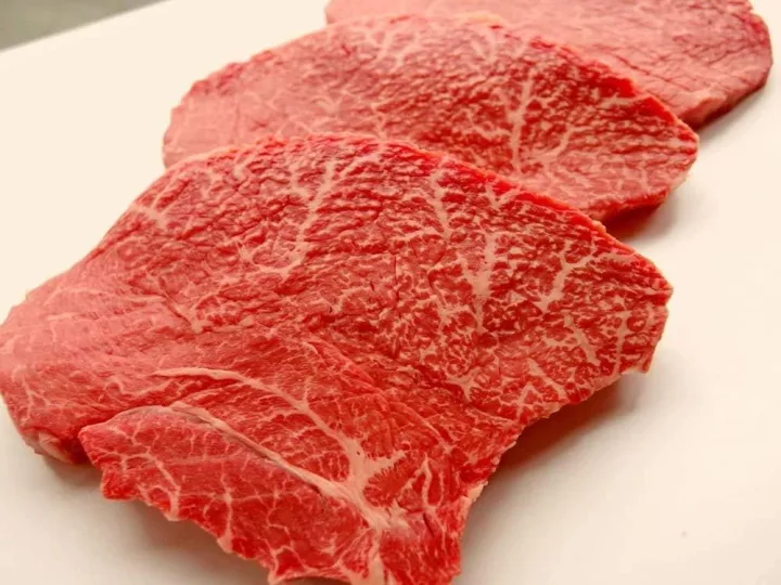特別な日に「黒毛和牛 赤身 ランプステーキ」