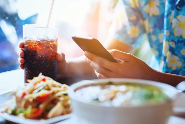 コカコーラグッズ特集|プレゼントに喜ばれるおすすめ11選