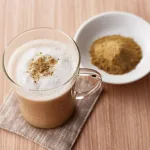 泡立つほうじ茶ラテ
