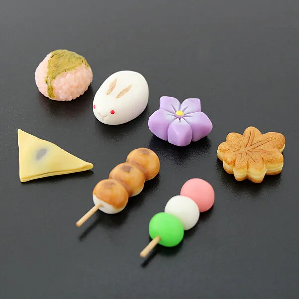 甘党の祖父母に、和菓子を添えて贈りたい