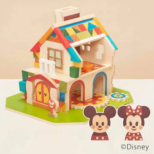 カラフルな「 ディズニーキャラクターの木製積木」