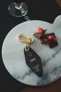 LOVST TOKYO／ラヴィストトーキョー Apple Room Key