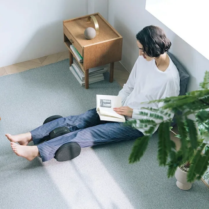 足裏・ふくらはぎのコリをもみほぐす