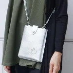 レディーバード スマイル お財布＆スマホポシェット