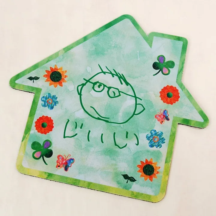 仕事が捗る「似顔絵マウスパッド」
