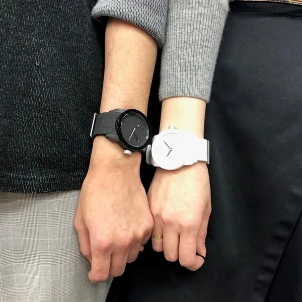 同じ時間を共有したいというメッセージを込めた「ペアウォッチ」