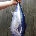 “魚”クッション ぬいぐるみ (マグロ)