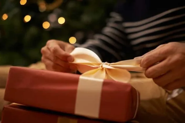 男性が喜ぶクリスマスプレゼントを選ぶコツ・おすすめ商品13選!