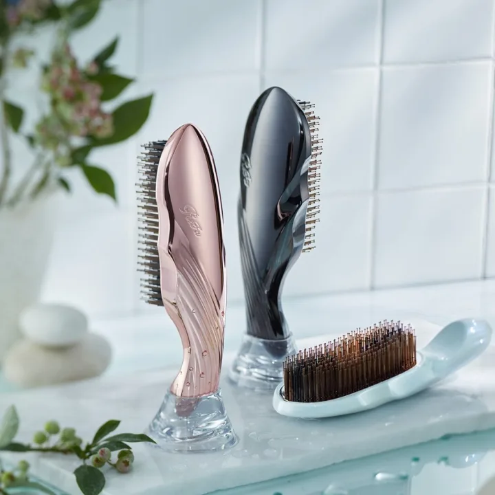 ヘアケアタイムを格上げする「イオンケアブラシ」