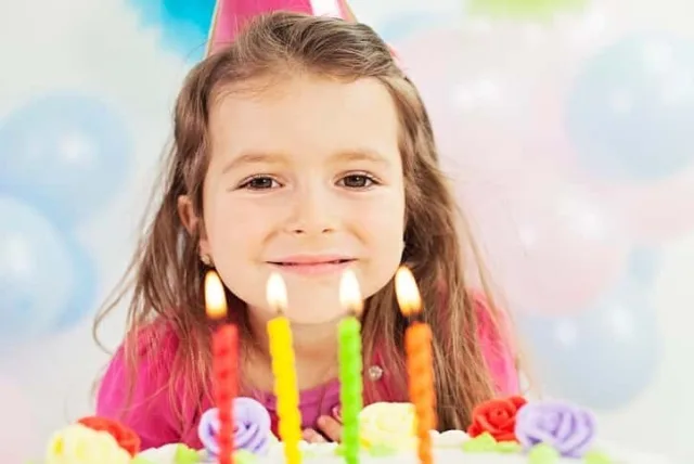 4歳の誕生日を迎える女の子に贈るプレゼント!人気アイテム25選