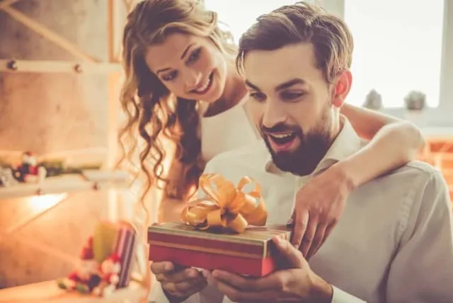 旦那さんの誕生日はプレゼントとサプライズを！喜ばれるアイデア25選