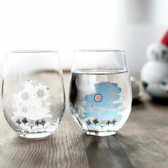 冬景色を眺めながら乾杯