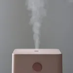 やさしい灯りに癒される「パーソナル加湿器」