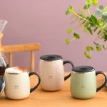 スライドタイプの蓋つきが便利！