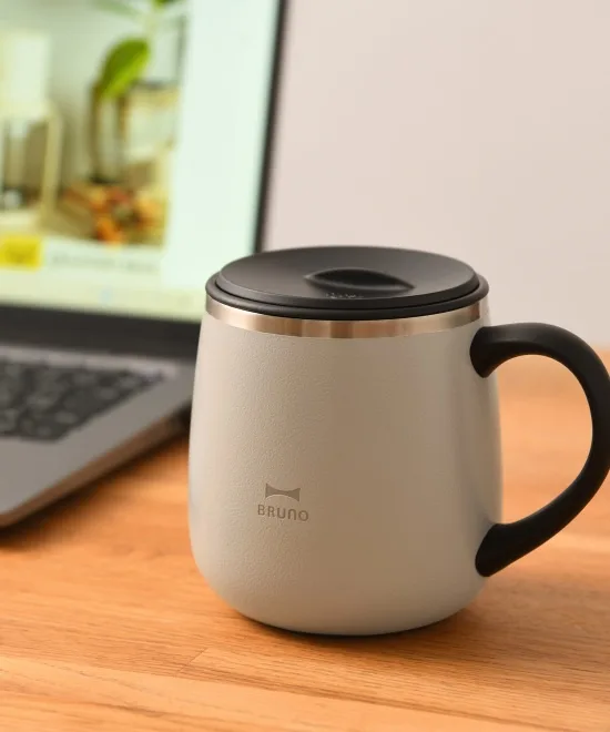 スライドタイプの蓋つきが便利！