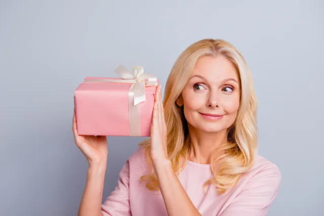 50代女性に贈るプレゼント｜価格別で選ぶ大人の上質アイテム18選