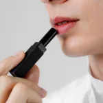 男性が気軽に持てるミニマルデザイン