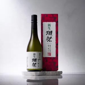 旭酒造 新生獺祭 純米大吟醸 磨き二割三分 紙箱入り 720ml