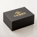 品のある黒箱も好印象「久世福商店」