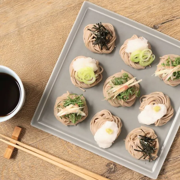 ７．可愛い年越しそば”一口サイズの薬味たっぷり蕎麦”レシピ