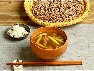 ９．年越し蕎麦が生まれ変わる！”カレーつけ蕎麦”のレシピ