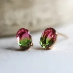 涼しげな天然石・水晶を使ったピアス