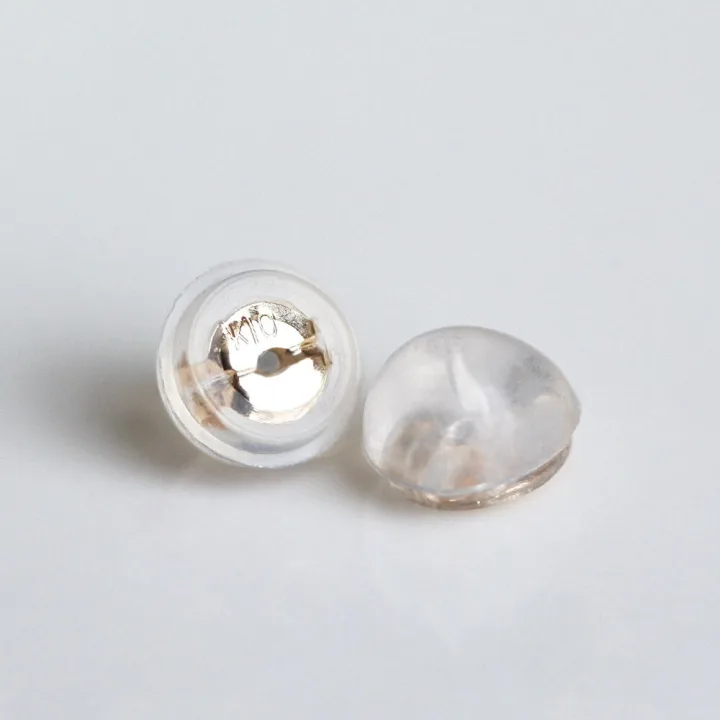 涼しげな天然石・水晶を使ったピアス